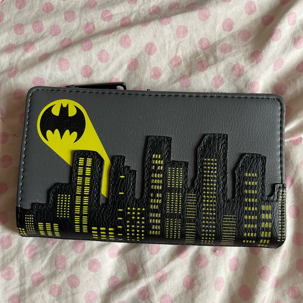 Loungefly x Batman 80th Anniversary Bat Signal Flap Wallet